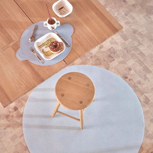 Muda "Anti-Disaster" Chair Mat - Pale blue par OYOY Living Design - Rugs, Tents & Canopies | Jourès Canada