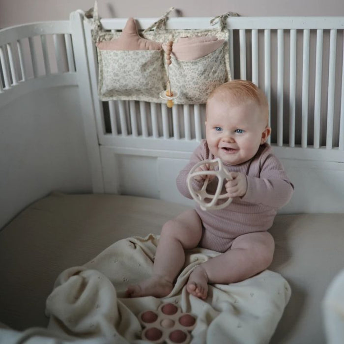 Mushie Extra Soft Muslin Crib Sheet - Blush par Mushie - Baby | Jourès Canada