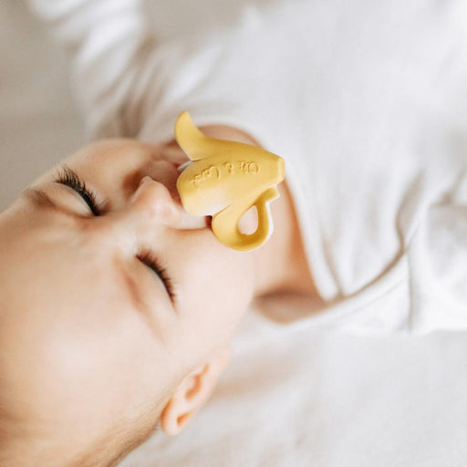 Teether toy for newborns- Anita the Bananita par Oli&Carol - Bath toys | Jourès Canada