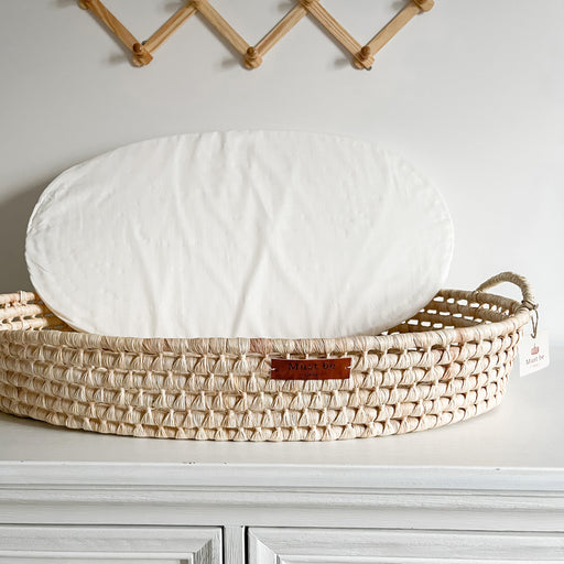 Organic Wicker Changing Basket With Mattress - Original par Mustbebaby - Changing Pads, Baskets & Cushions | Jourès Canada