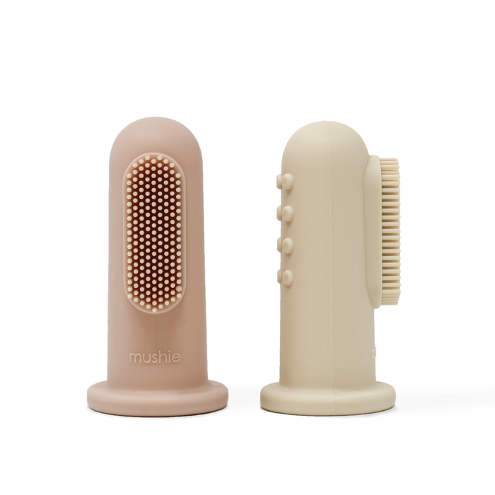 Kids Finger Toothbrush - Shifting Sand/Blush par Mushie - Founder's favourite | Jourès Canada