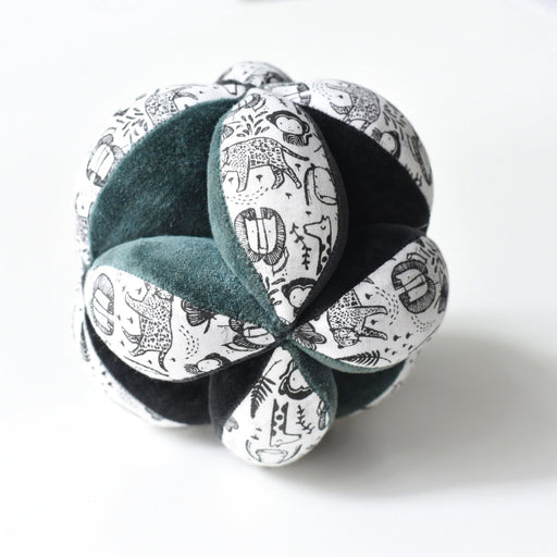 Sensory Puzzle Ball - Wild par Wee Gallery - Baby | Jourès Canada